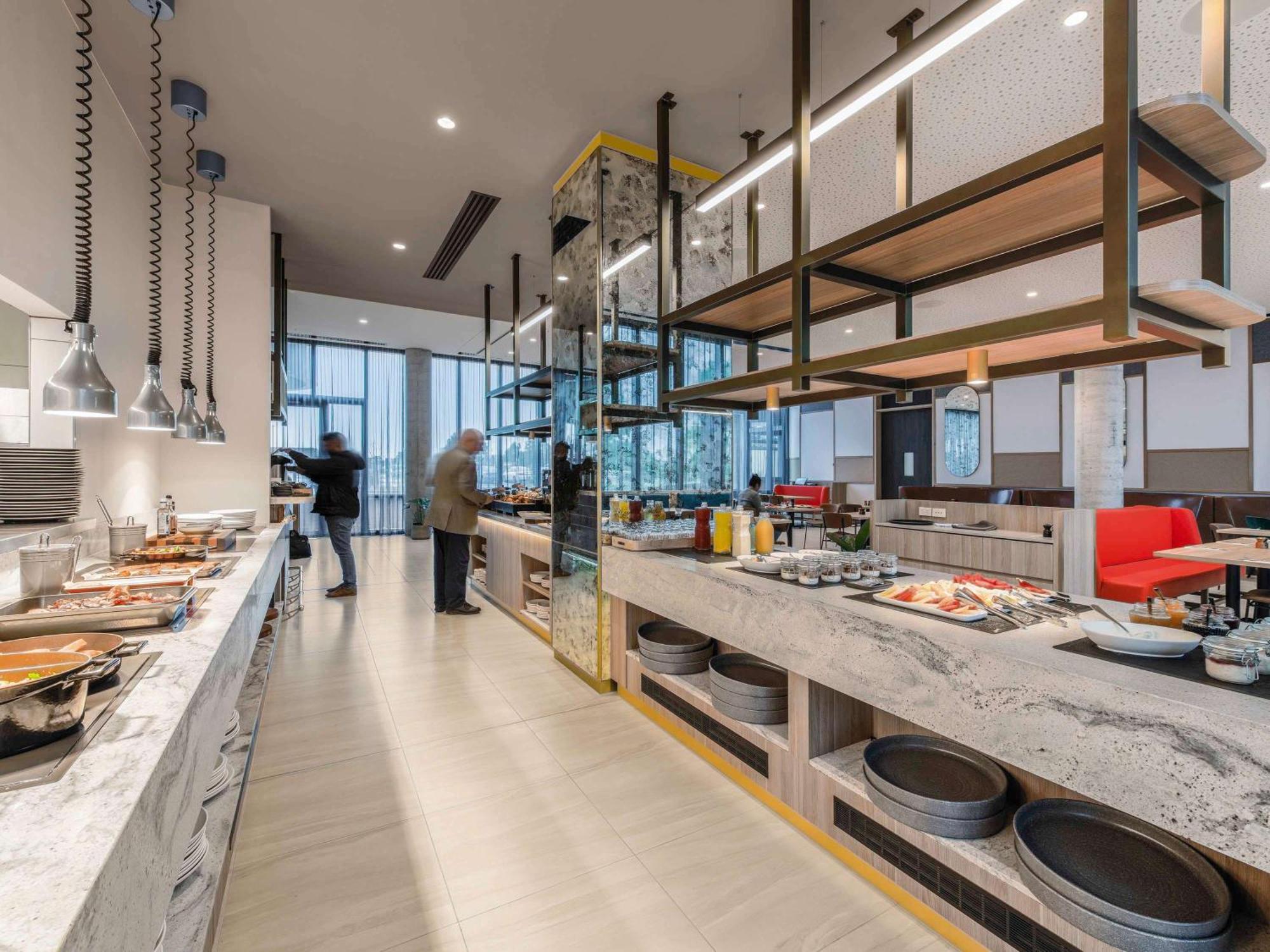 Готель Mantra Melbourne Epping Екстер'єр фото